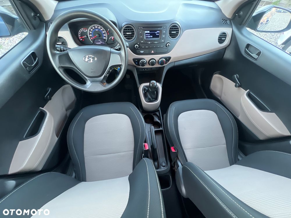 Hyundai i10 1.0 BlueDrive Comfort - 12