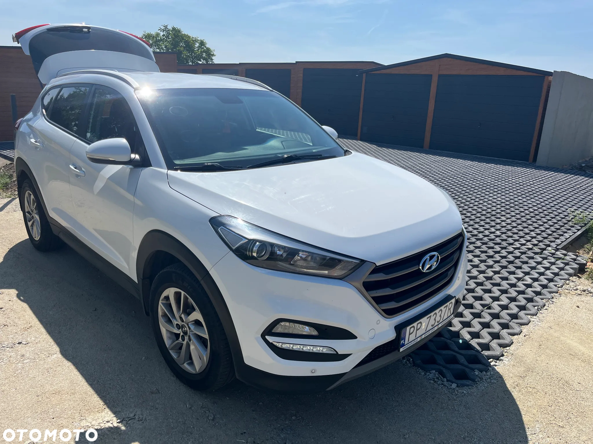 Hyundai Tucson 1.7 CRDI BlueDrive Classic 2WD DCT - 2