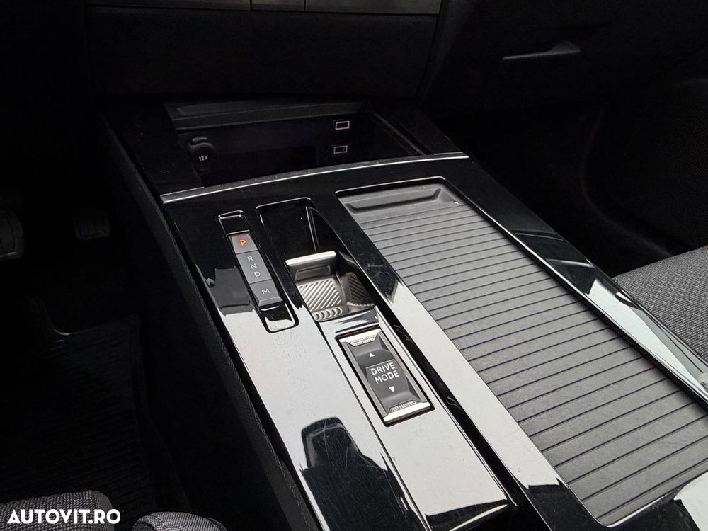 Opel Astra 1.2L Turbo Start/Stop AT8 Business Edition - 22