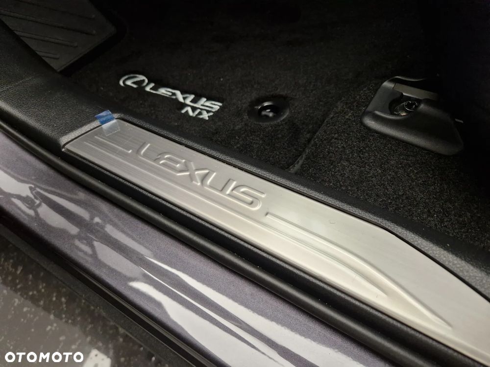 Lexus NX 450h+ Prestige AWD - 26