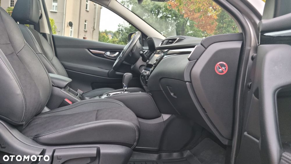 Nissan Qashqai 1.6 DCi Tekna Xtronic EU6 - 23