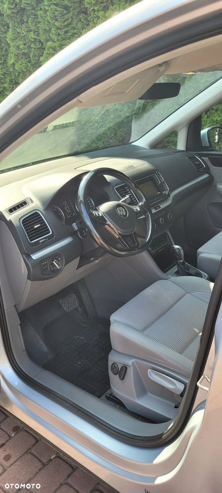 Volkswagen Sharan - 26