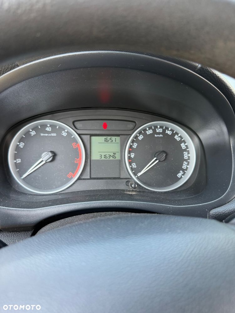 Skoda Roomster 1.6 16V - 10