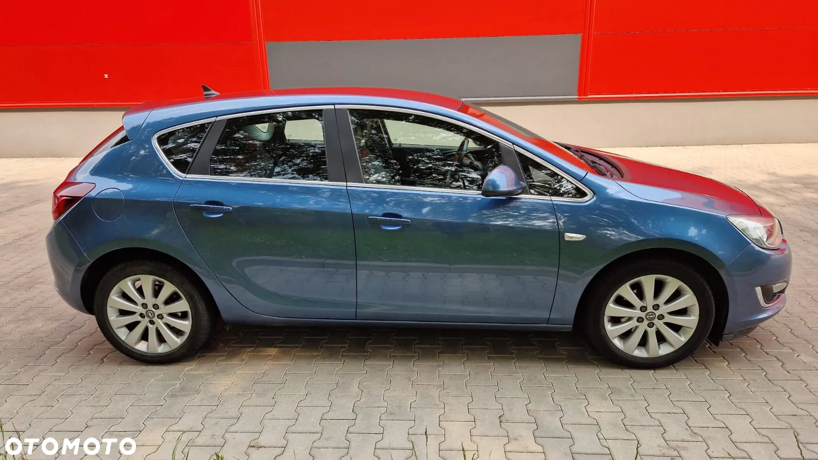 Opel Astra IV 1.4 T Cosmo - 5