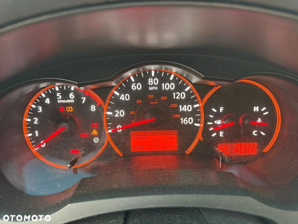 Nissan Altima - 2