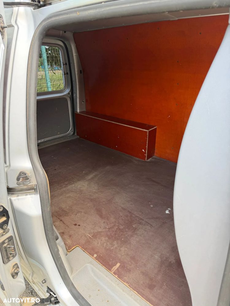 Volkswagen Caddy - 6