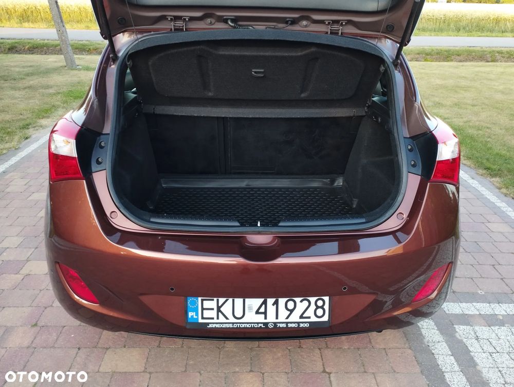 Hyundai i30 1.6 GDI Premium - 6