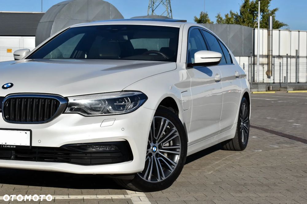 BMW Seria 5 530e iPerformance xDrive Luxury Line sport - 1