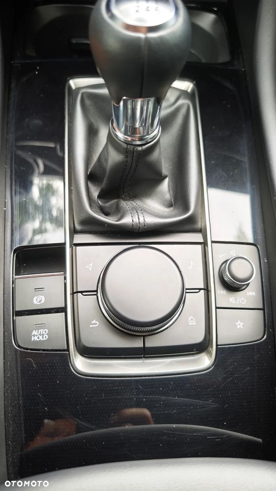 Mazda 3 2.0 mHEV Homura - 17