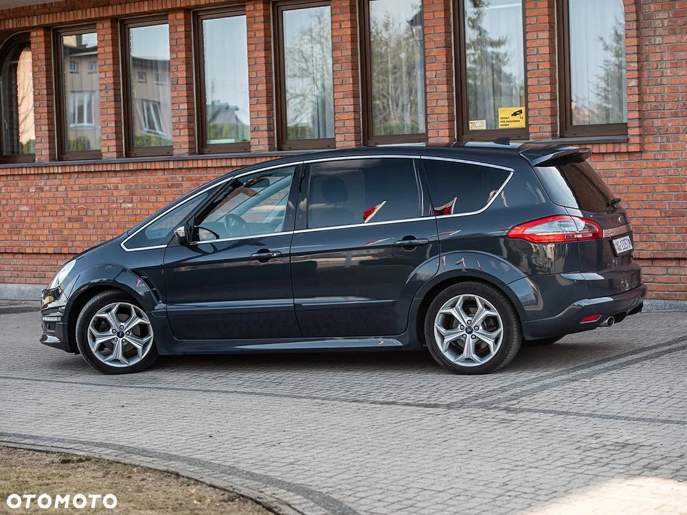 Ford S-Max - 10