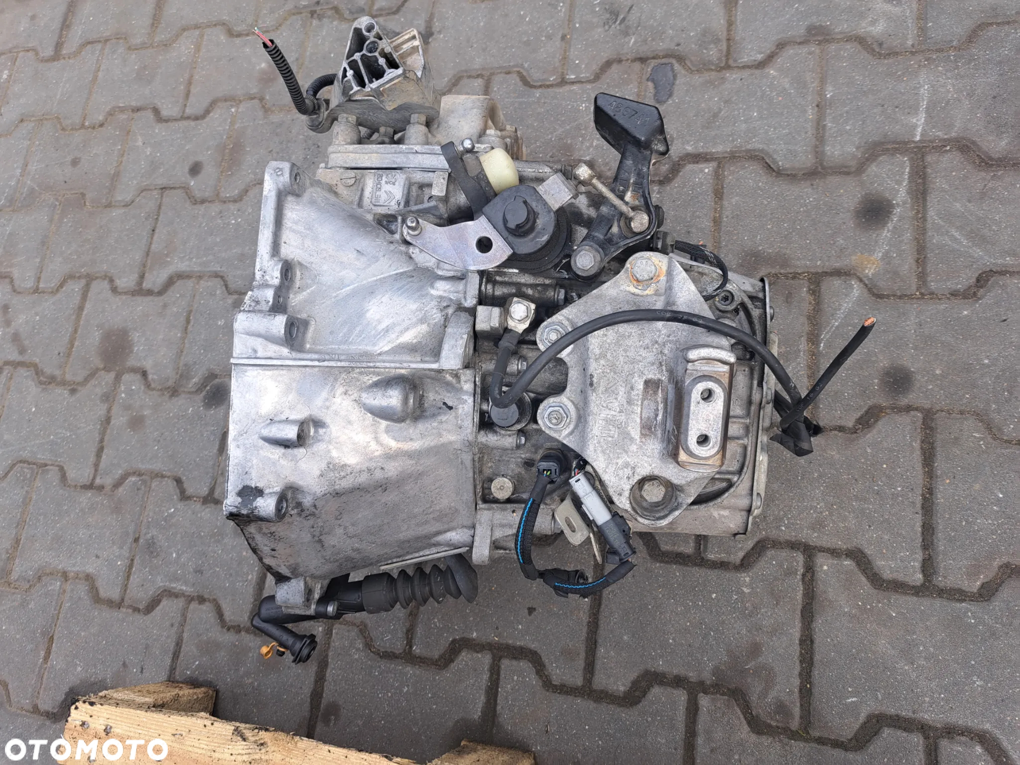 Peugeot 308 T9 skrzynia biegów 20mb41 1.6 bhdi c4 picasso II - 4