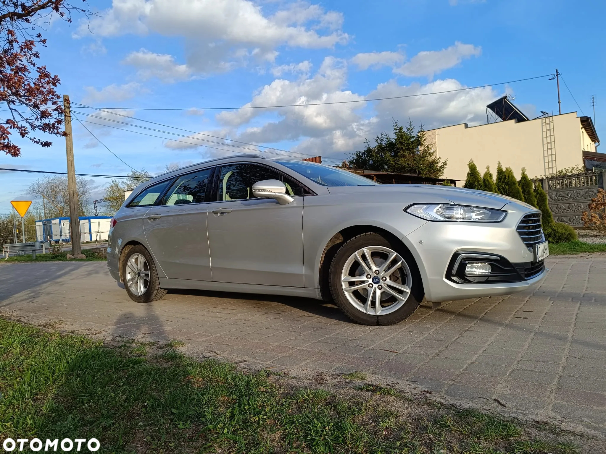 Ford Mondeo - 18