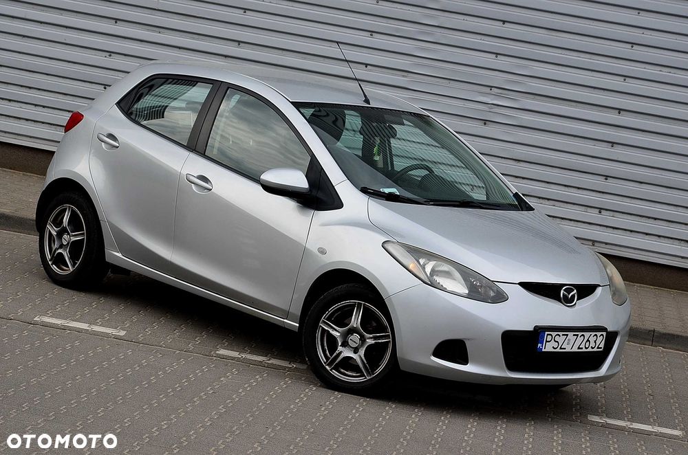 Mazda 2 - 3