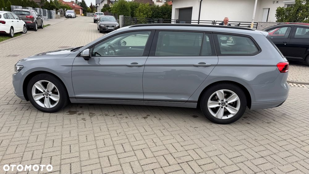 Volkswagen Passat Variant 2.0 TDI BMT Comfortline - 15
