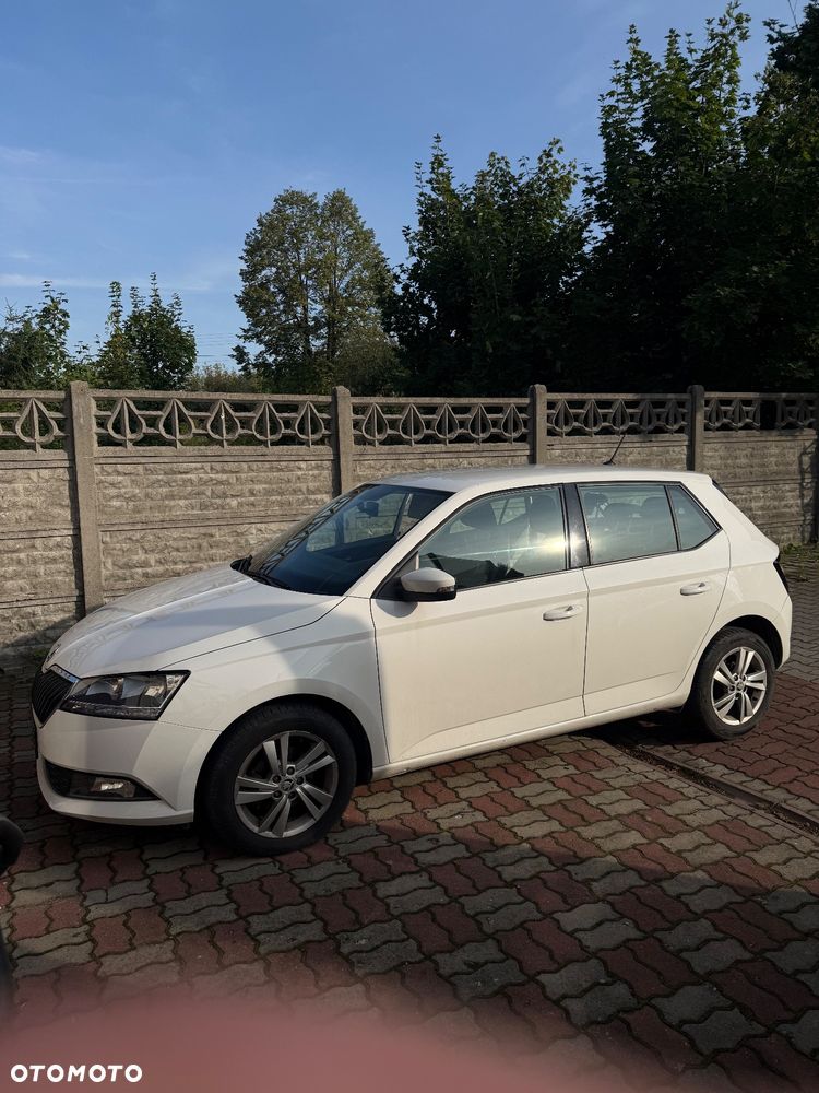 Skoda Fabia - 8