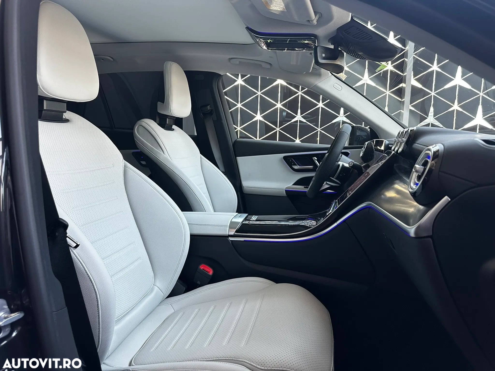 Mercedes-Benz GLC 300 e 4MATIC - 14