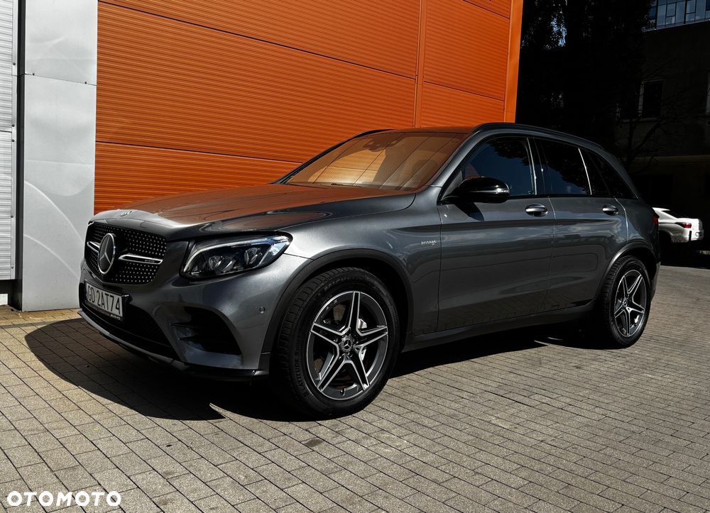 Mercedes-Benz GLC - 2