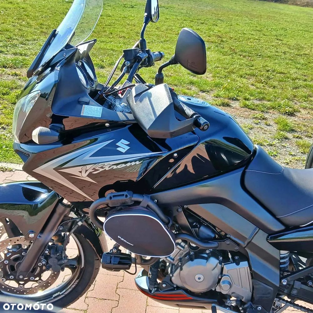 Suzuki V-STROM - 2