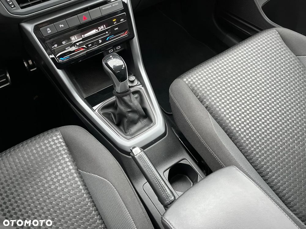 Volkswagen T-Cross 1.0 TSI Life DSG - 15