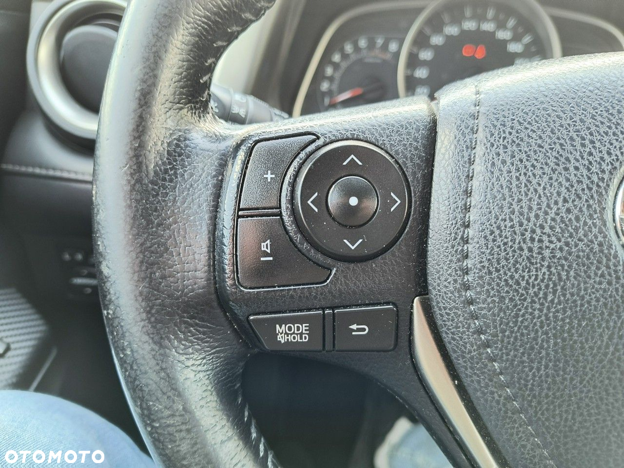 Toyota RAV4 - 24