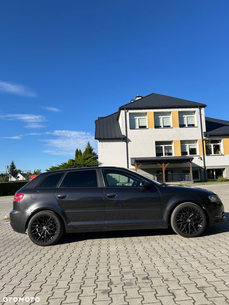 Audi A3 Sportback 1.6 TDI DPF Ambition - 3