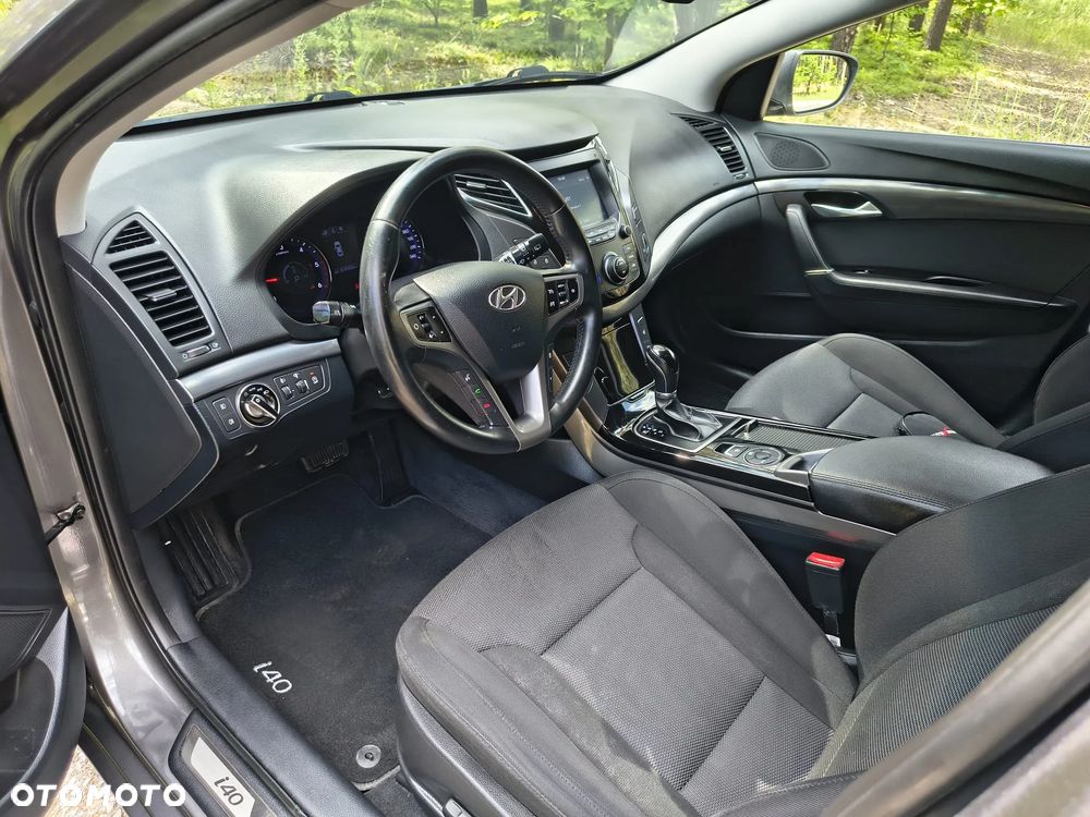 Hyundai i40 Kombi blue 1.6 CRDi DCT Space Plus - 11