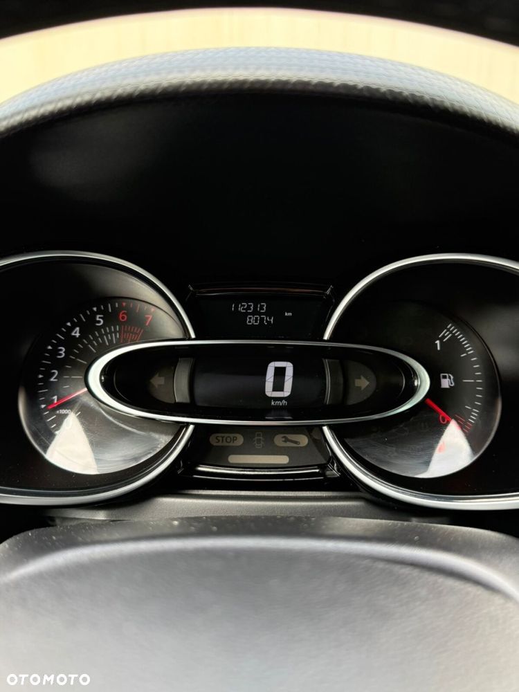 Renault Clio 1.2 16V Limited - 16