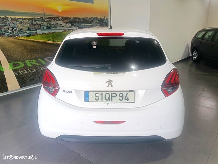 Peugeot 208 1.2 PureTech Style - 6