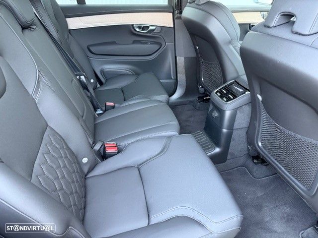 Volvo XC 90 2.0 T8 PHEV Plus Dark AWD - 12