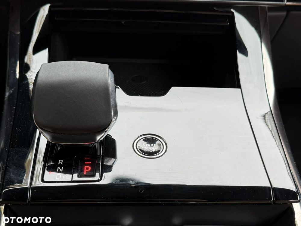 Land Rover Range Rover Sport D300 SE - 13