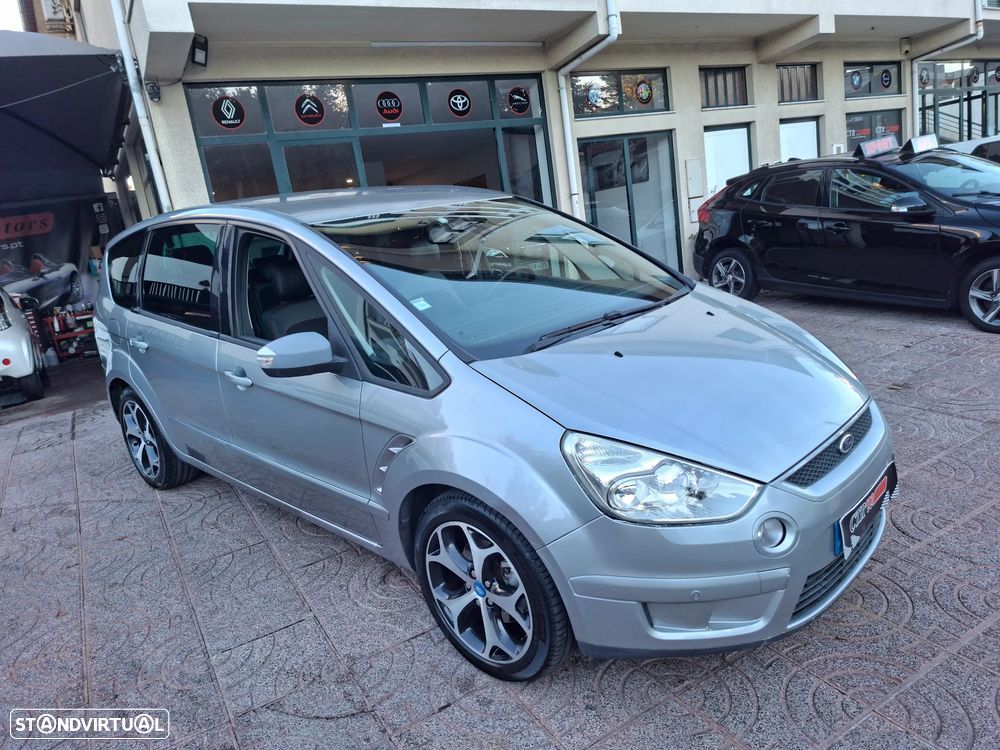 Ford S-Max 2.0 TDCi DPF Titanium - 4