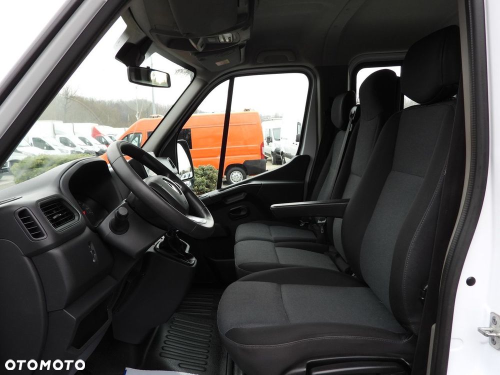 Renault MASTER SKRZYNIA PODWÓJNA KABINA DOKA 7 MIEJSC TEMPOMAT NAWIGACJA LEDY KLIMATYZACJA  135KM - 23