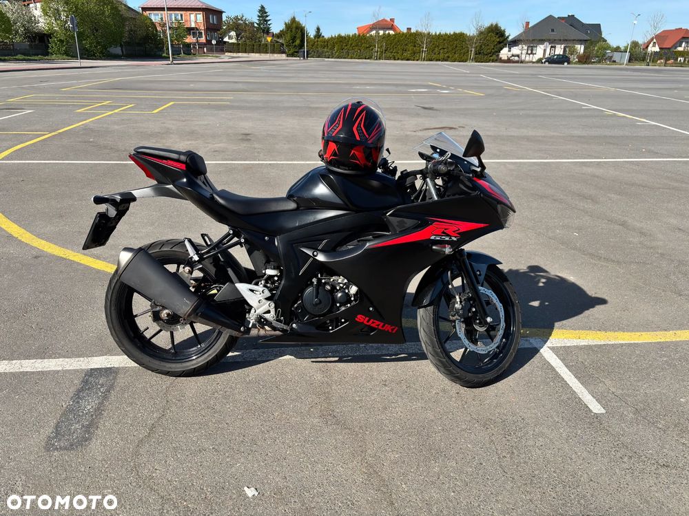 Suzuki GSX-R - 3