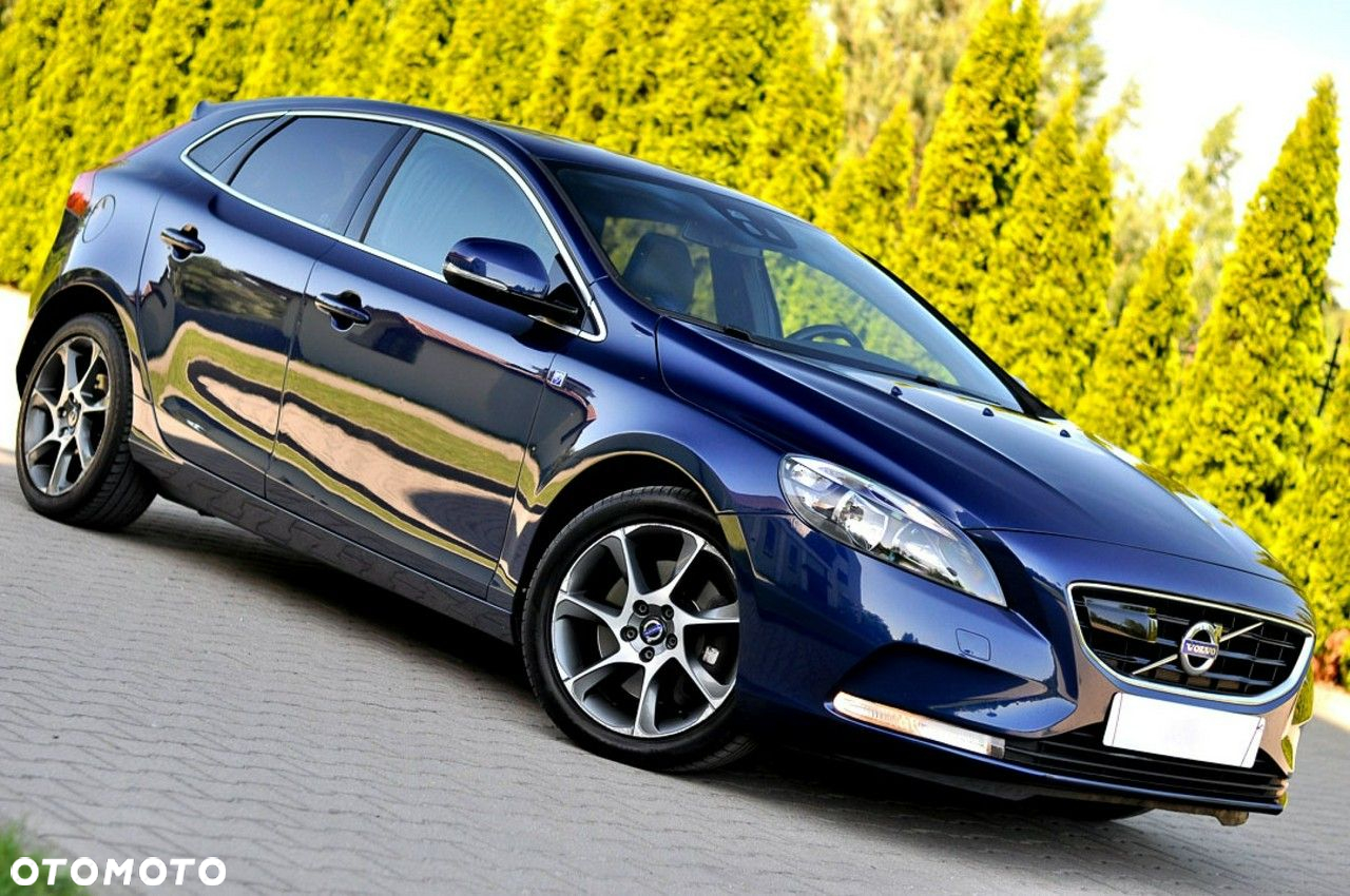 Volvo V40 D4 Drive-E Ocean Race - 2
