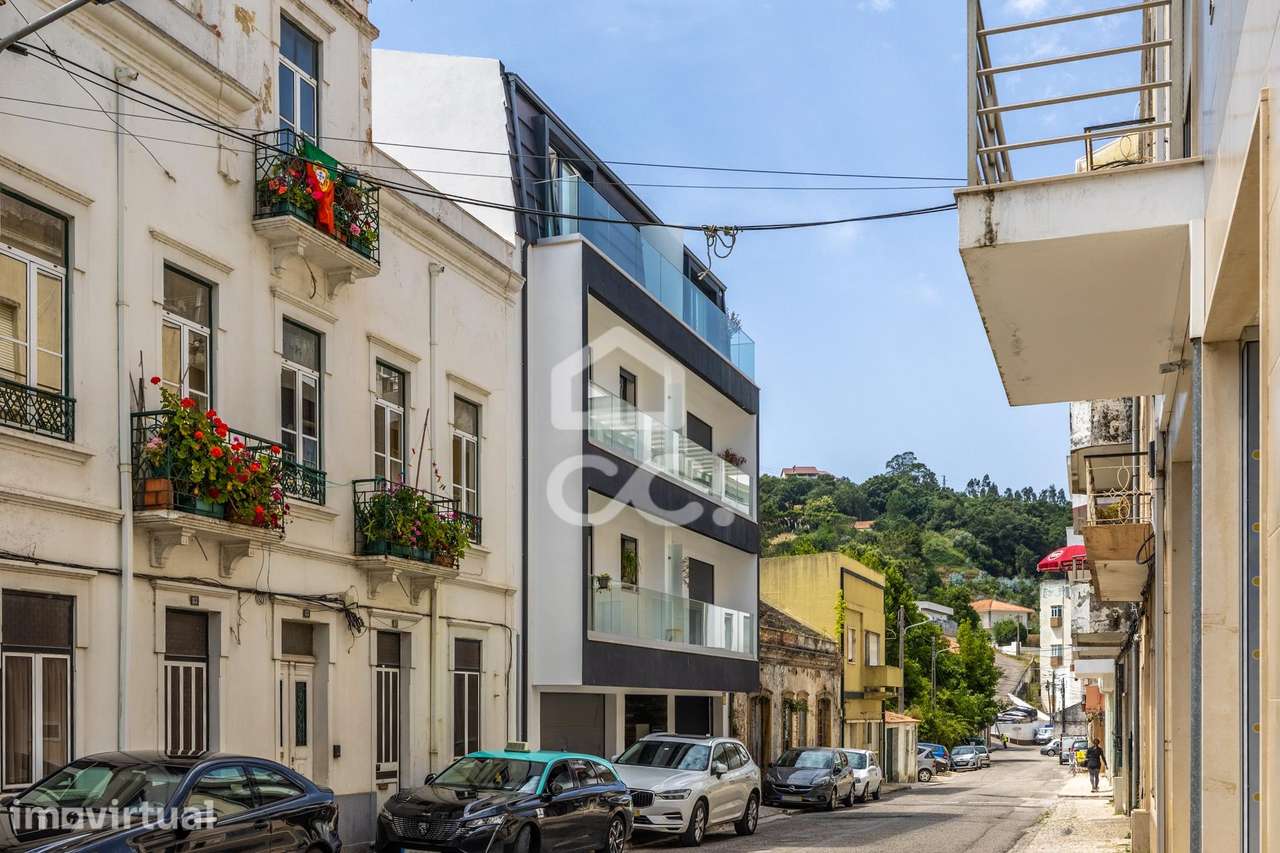 Arrenda-se Moradia em banda perto do Mosteiro da cidade de Alcobaça. - Grande imagem: 5/33