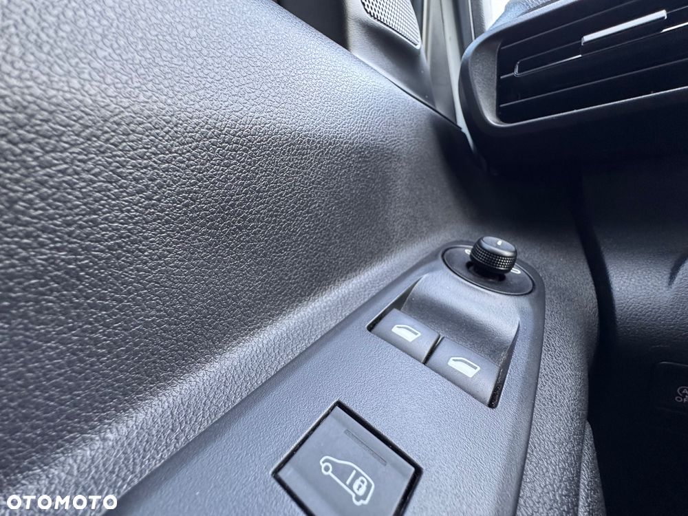 Toyota ProAce Kombi 1.5 D-4D Medium 2,6t - 29