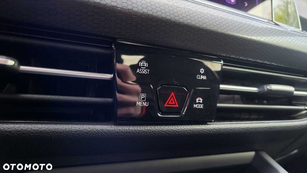 Volkswagen Golf - 21