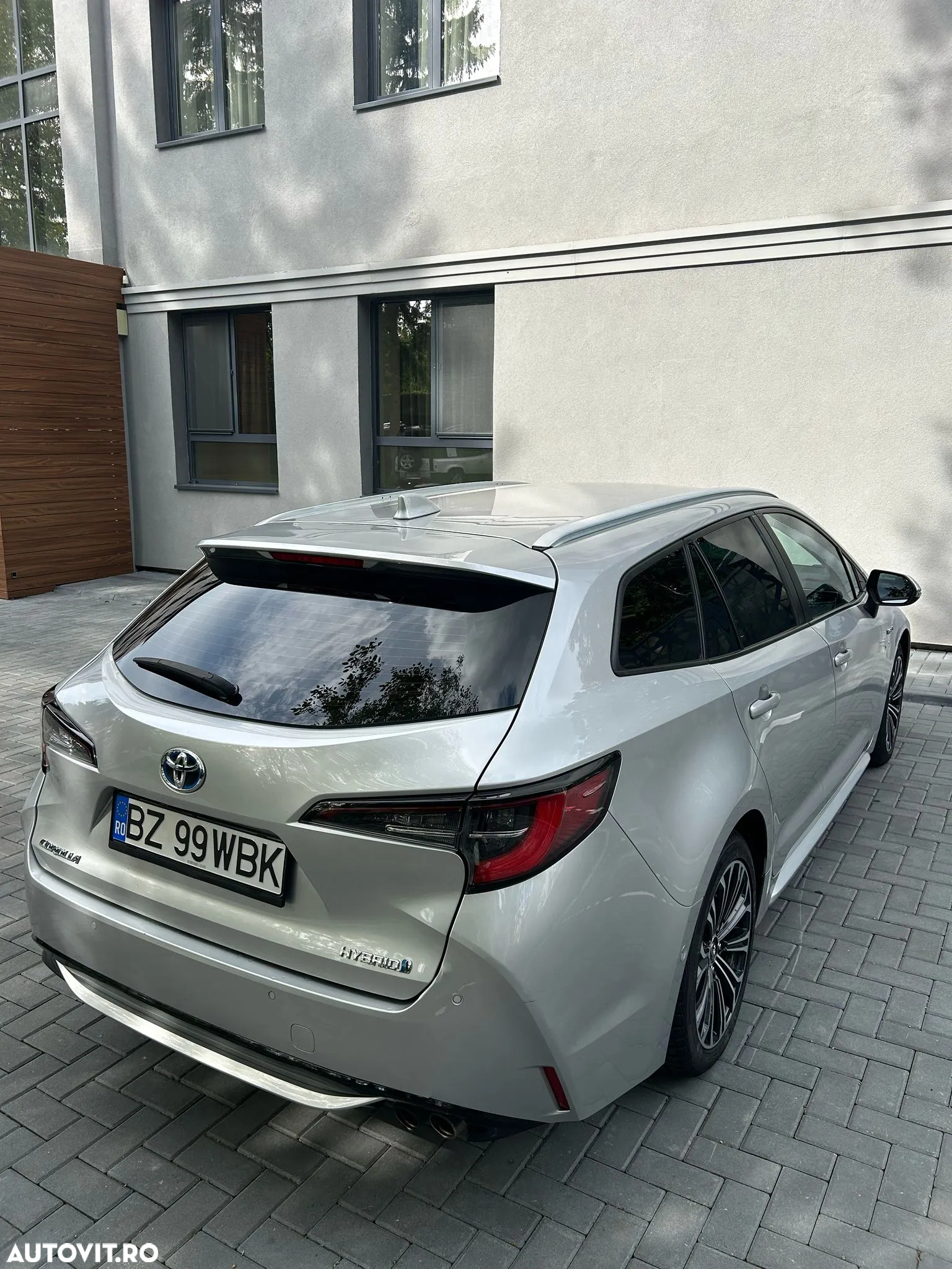 Toyota Corolla 2.0 Hybrid Touring Sports Lounge - 20