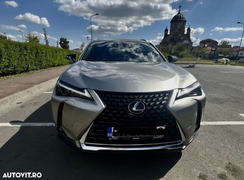 Lexus UX 300h Executive Line - 1