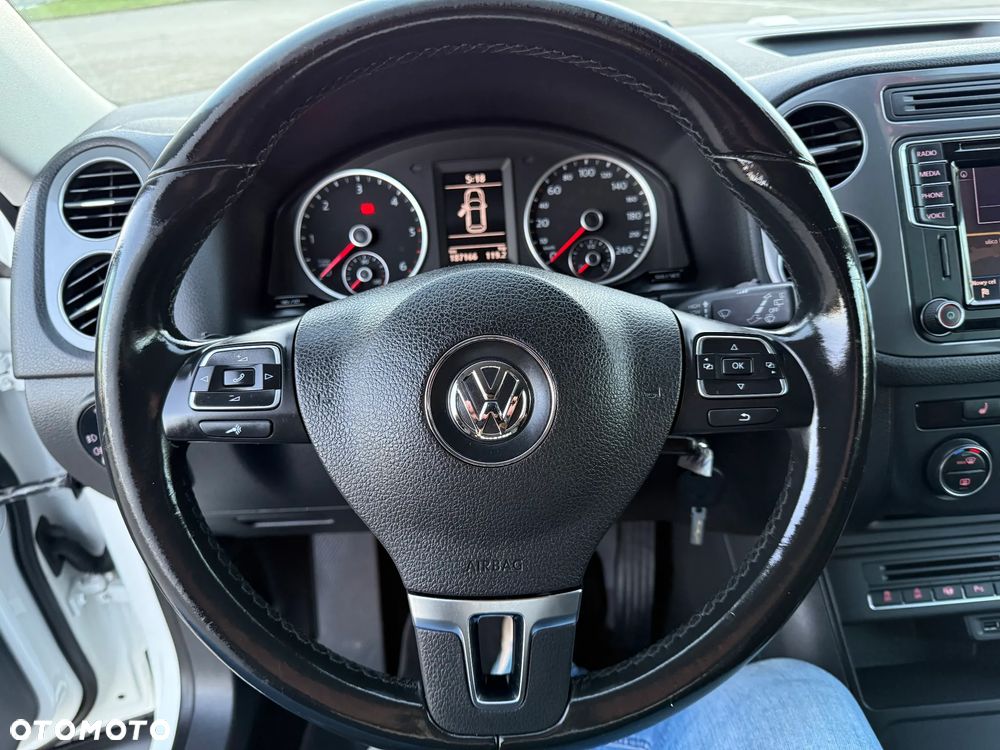 Volkswagen Tiguan 2.0 TDI DPF BlueMotion Technology Exclusive - 20