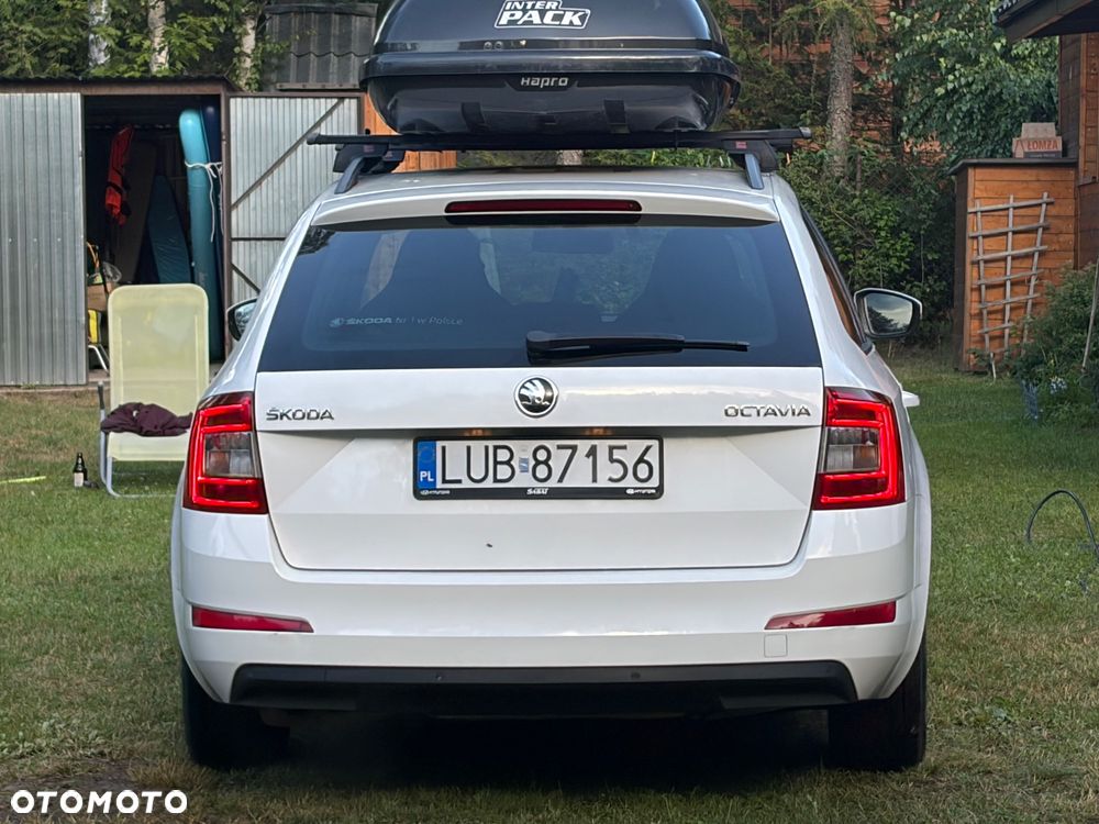 Skoda Octavia 1.8 TSI Ambition DSG - 4
