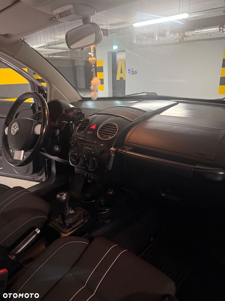 Volkswagen New Beetle 1.9 TDI - 9
