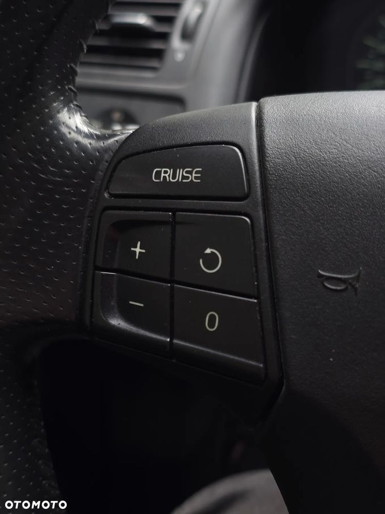 Volvo C30 D2 DRIVe R-Design - 30