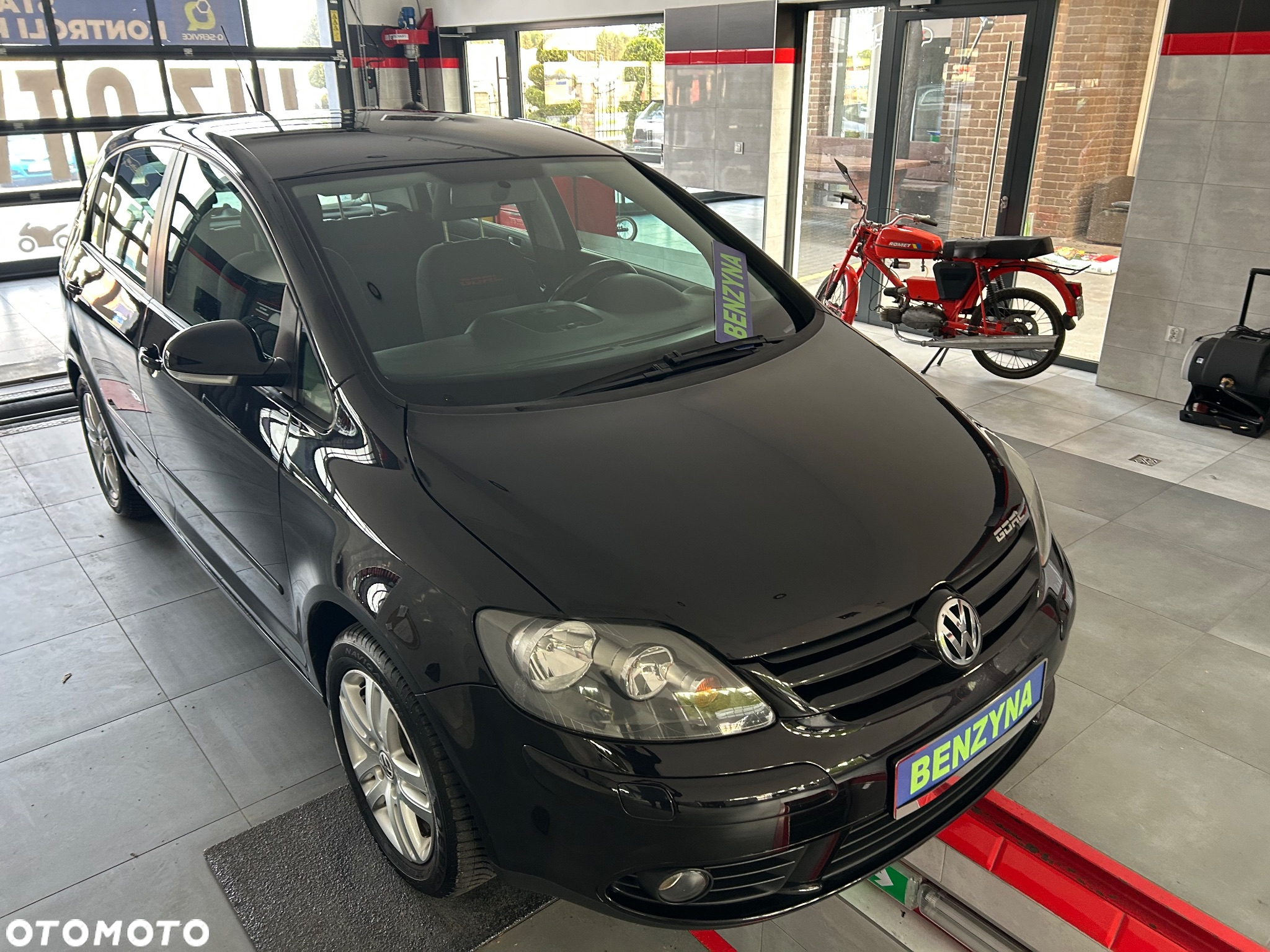 Volkswagen Golf Plus 1.4 FSI Comfortline - 13