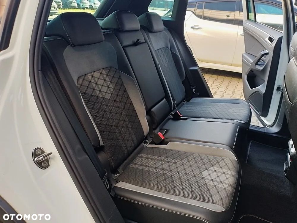 Volkswagen Tiguan 1.5 TSI EVO R-Line DSG - 36