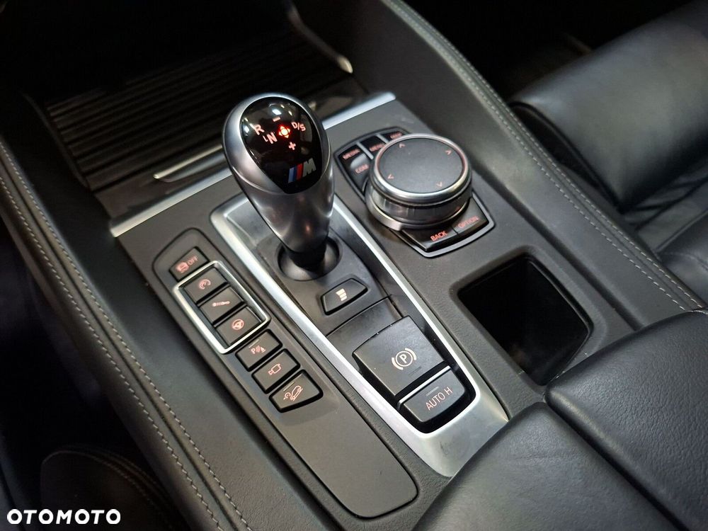 BMW X6M - 17