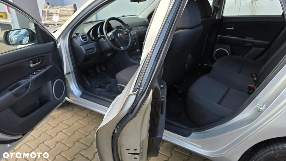 Mazda 3 1.6 Sport Active Plus - 16