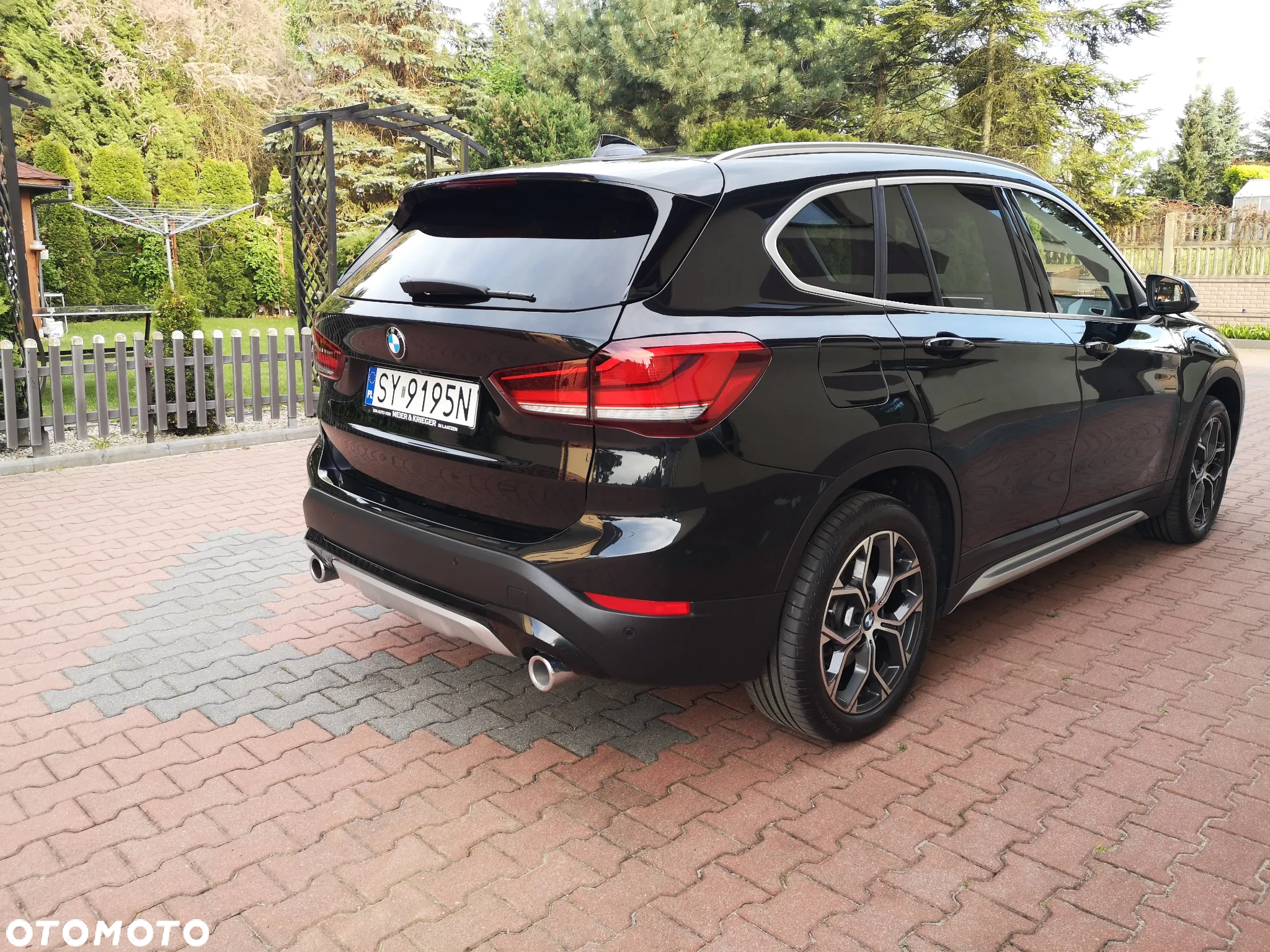 BMW X1 xDrive25i xLine - 4