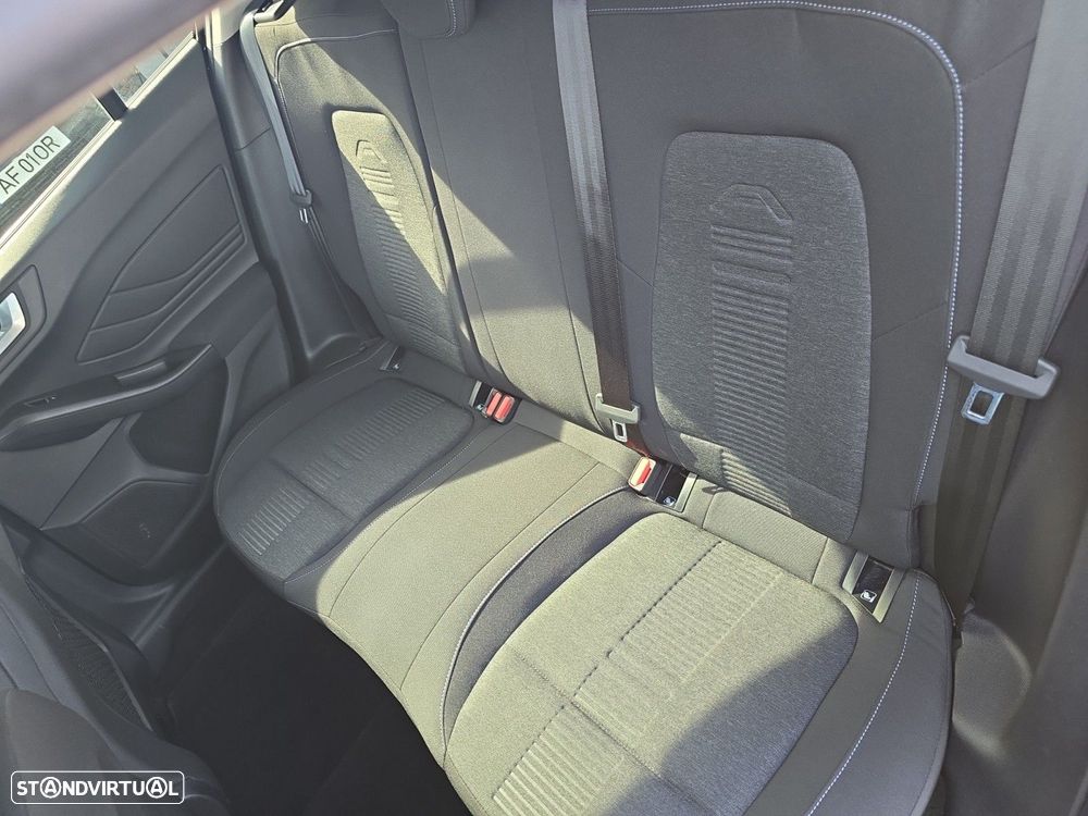 Ford Focus 1.0 EcoBoost Active - 13