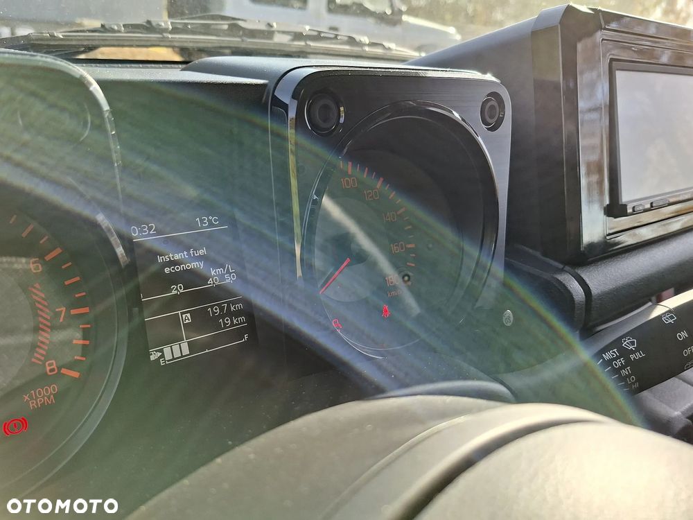 Suzuki Jimny 1.5 Pro - 12